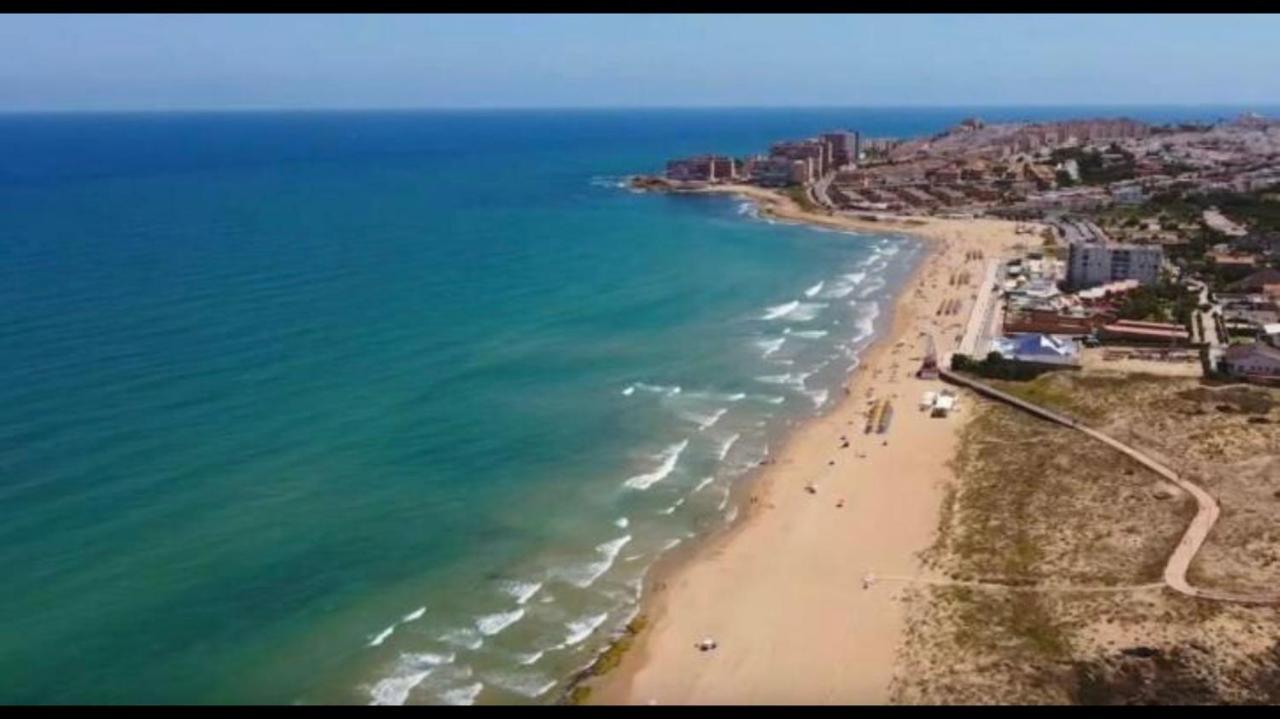 Espacioso Estudio Cerca De La Playa La Mata ลามาตา ภายนอก รูปภาพ
